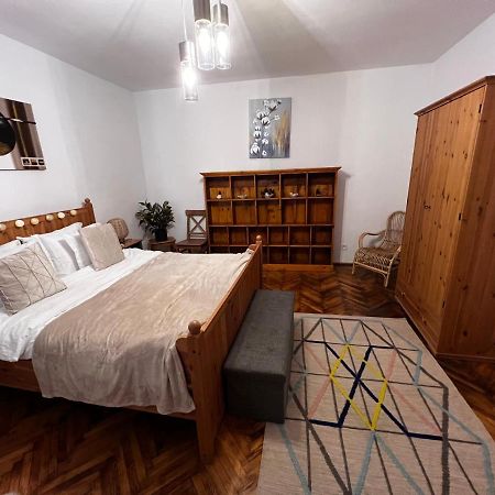 Eden Garden Apartamento Braşov Exterior foto