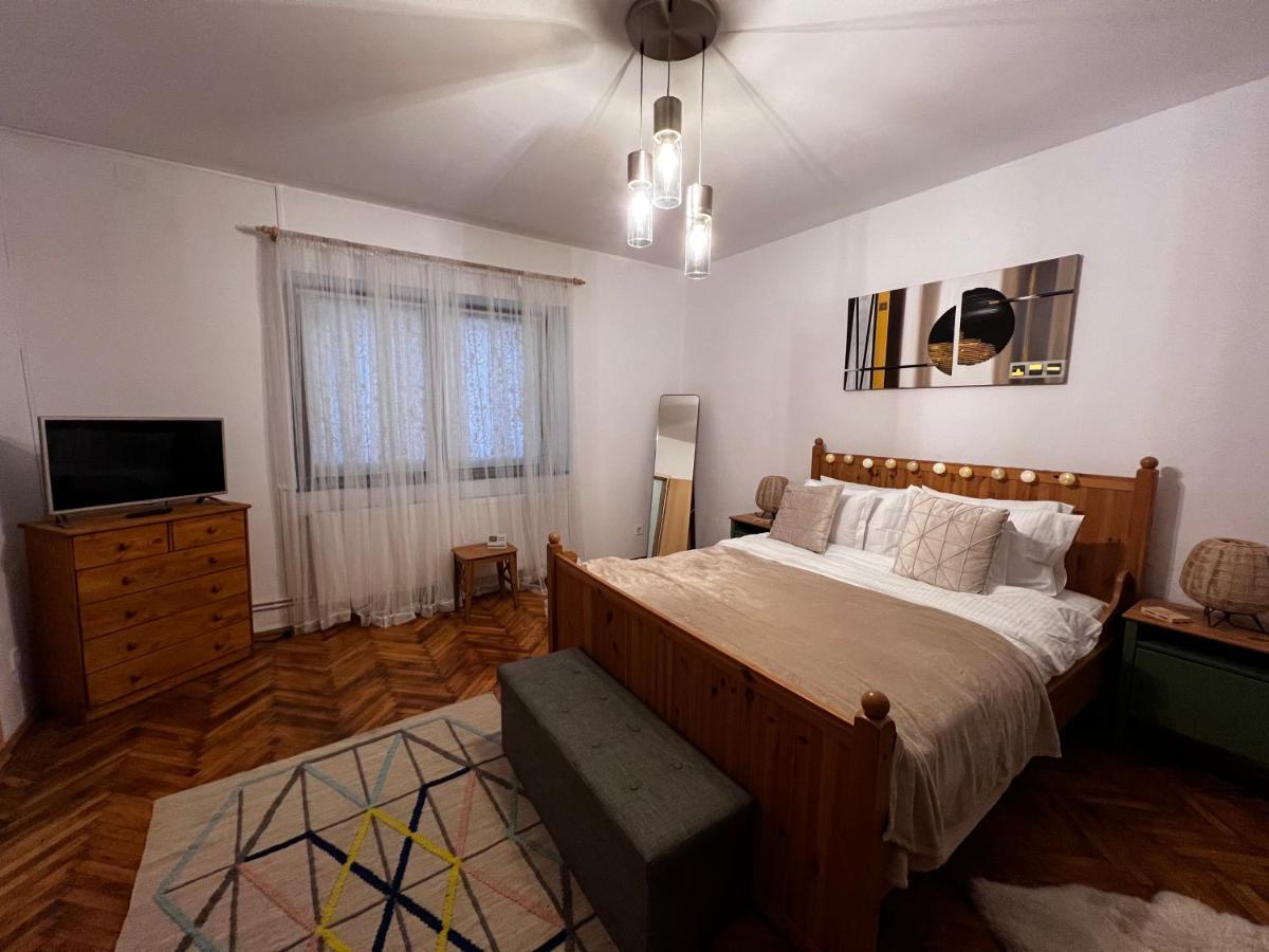 Eden Garden Apartamento Braşov Exterior foto