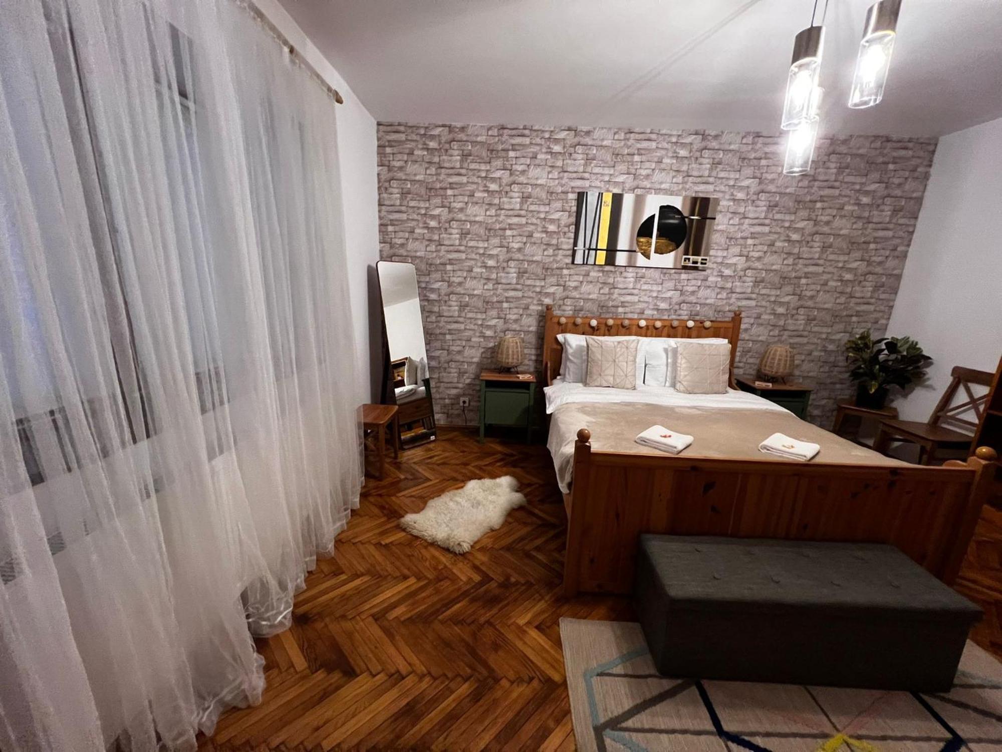 Eden Garden Apartamento Braşov Exterior foto