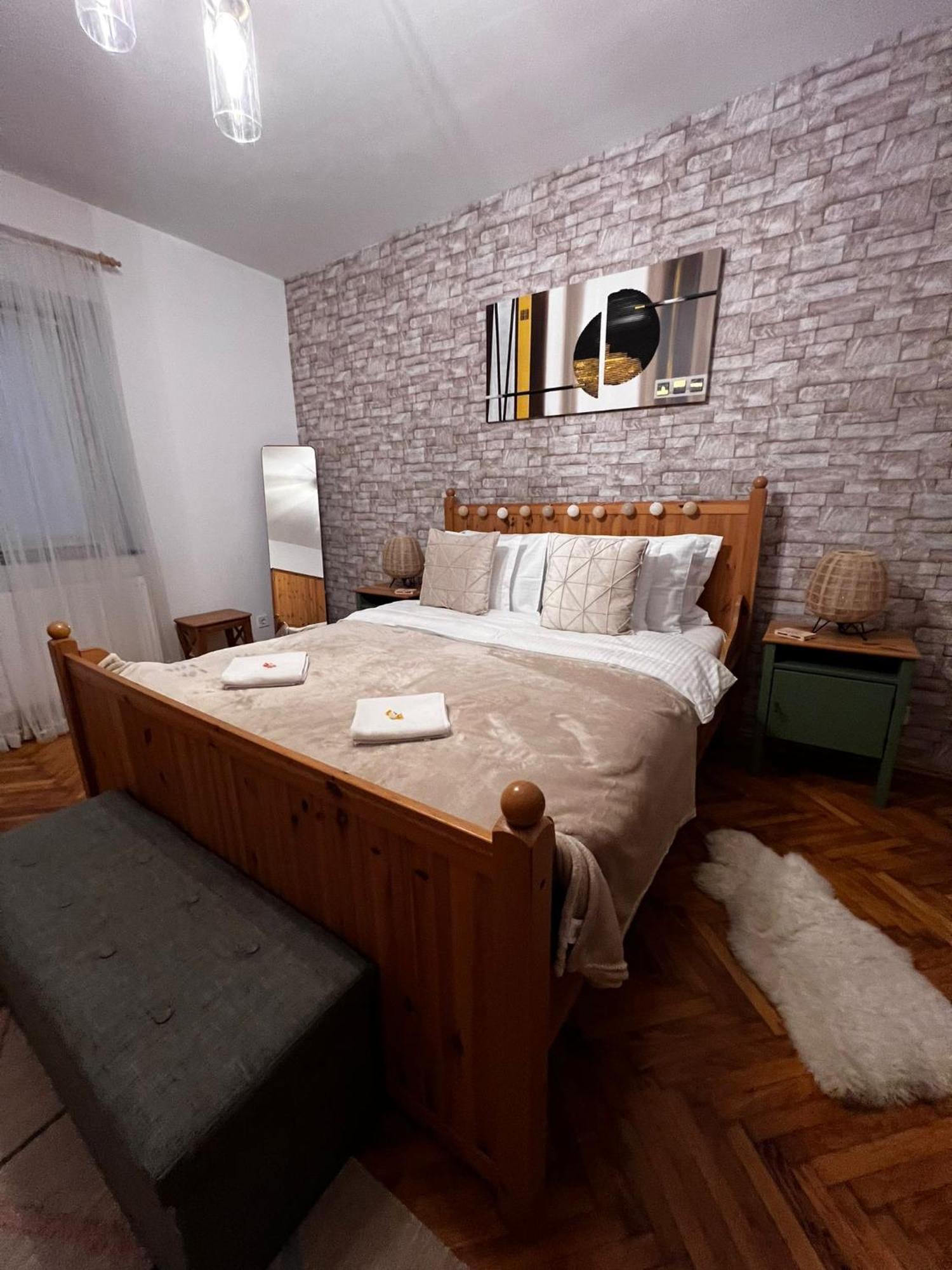 Eden Garden Apartamento Braşov Exterior foto